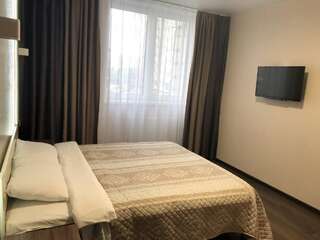 Апартаменты East Residence Киев Номер Делюкс с кроватью размера «queen-size»-2